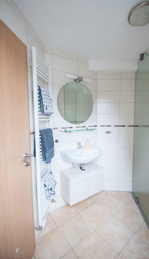 Ottilienhof Apartment Schwaigern Ngoại thất bức ảnh